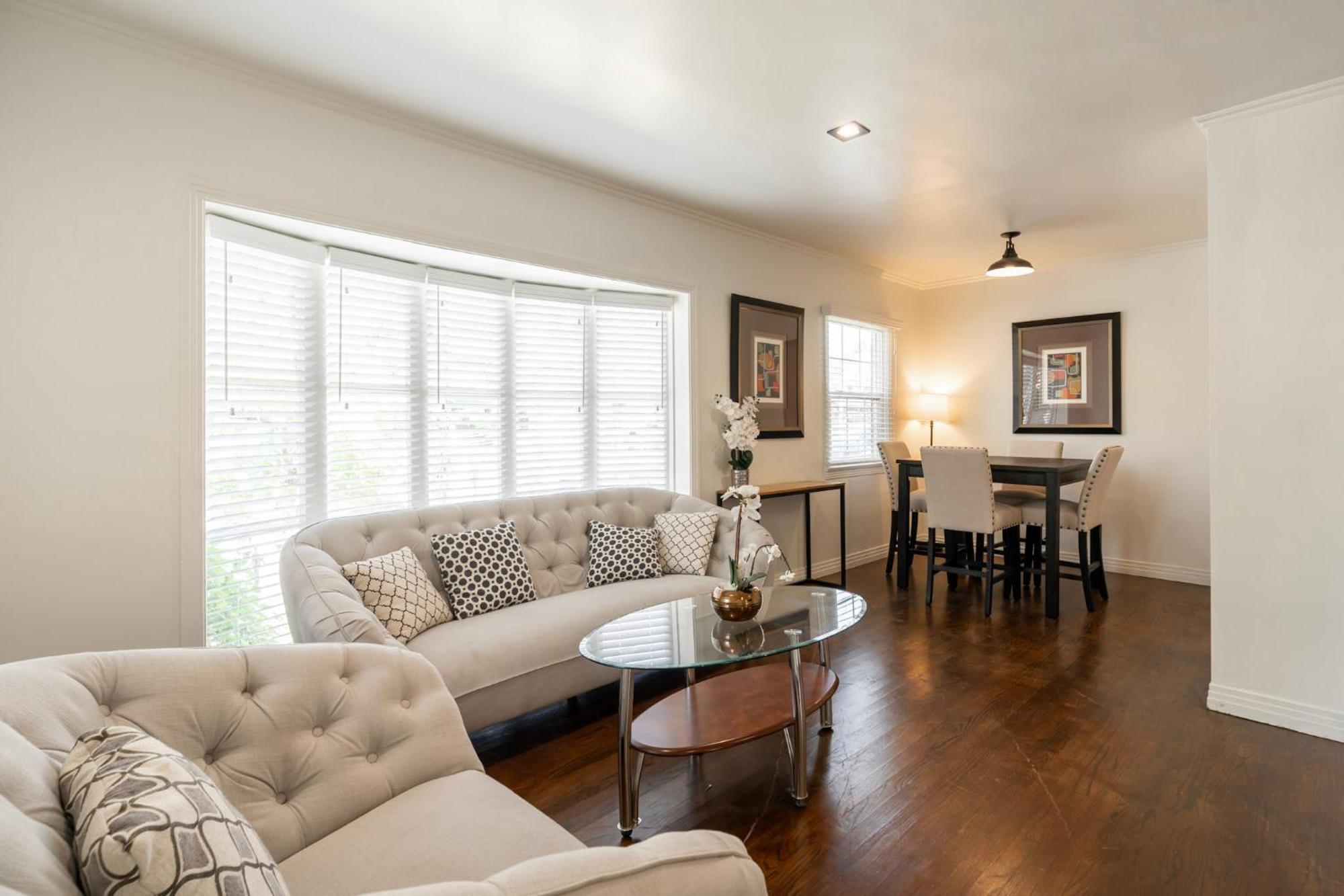 Cozy Suite Near Universal Studios ลอสแอนเจลิส ภายนอก รูปภาพ